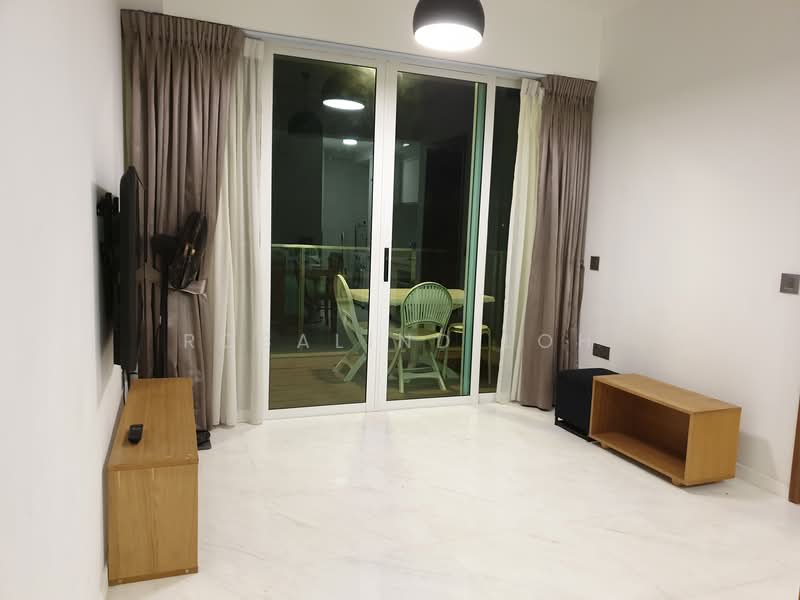 Suites at Orchard, 38 Handy Road, 1 Bedroom, 560 sqft, Condominium For Rent, by Rosalind Loh, 21239944 - PropertyGuru.com.sg