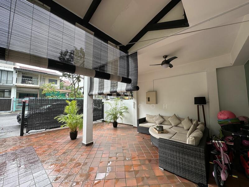 For Rent - Mount Sinai Avenue