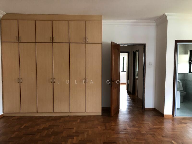 For Rent - Mount Sinai Avenue