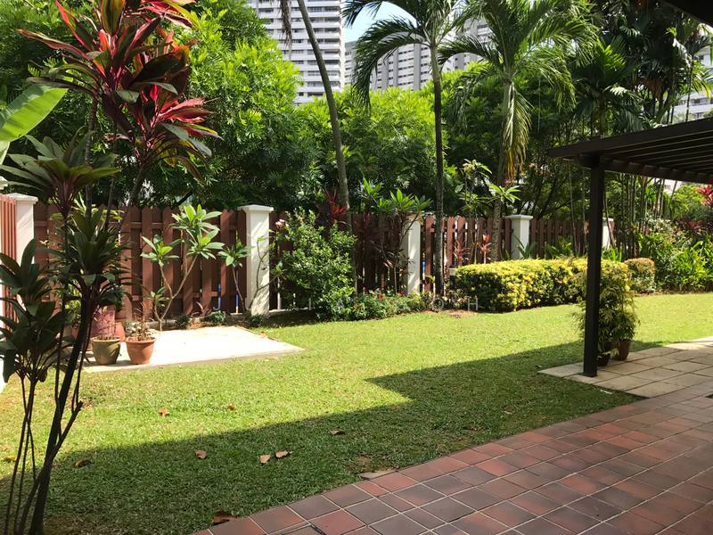 For Rent - Mount Sinai Avenue