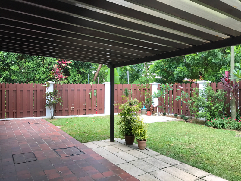 For Rent - Mount Sinai Avenue