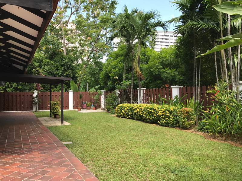 For Rent - Mount Sinai Avenue