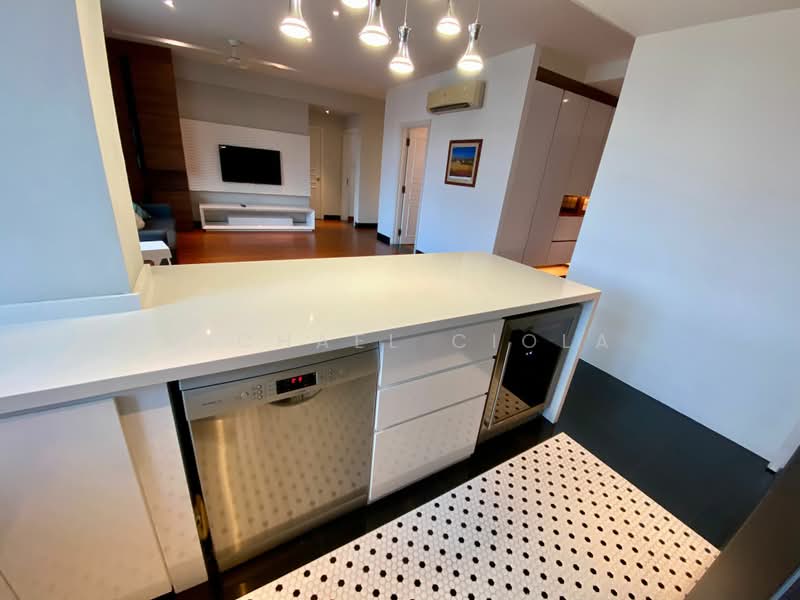 Gambier Court, 60 Kim Yam Road, 3 Bedrooms, 1,162 sqft, Apartment For Rent, by Michael Ciola, 21251556 - PropertyGuru.com.sg