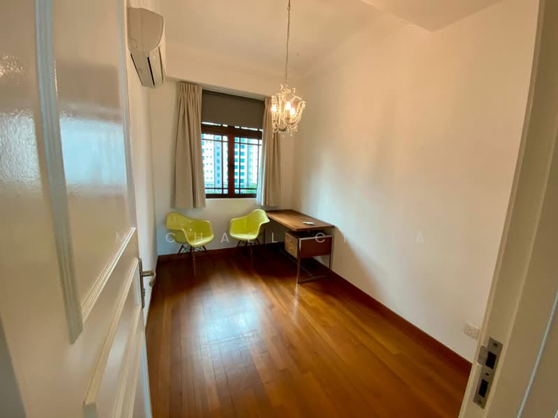 Gambier Court, 60 Kim Yam Road, 3 Bedrooms, 1,162 sqft, Apartment For Rent, by Michael Ciola, 21251556 - PropertyGuru.com.sg