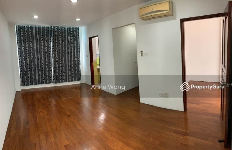 Level 2 - Bedroom 3 with en-suit & walk in wardrobe