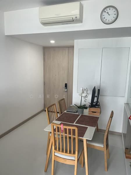 J Gateway, 2 Gateway Drive, 3 Bedrooms, 968 sqft, Condominium For Rent, by Carol Chu, 21259515 - PropertyGuru.com.sg