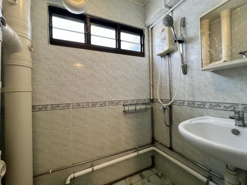 33 Marine Crescent, 33 Marine Crescent, East Coast / Marine Parade, 2 Bedrooms, 699 sqft, HDB Flat For Rent, by Shane Tan, 21263255 - PropertyGuru.com.sg