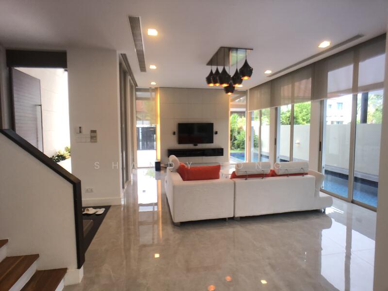 For Rent - Modern Semi D with Pool and Lift Near French Int'l School