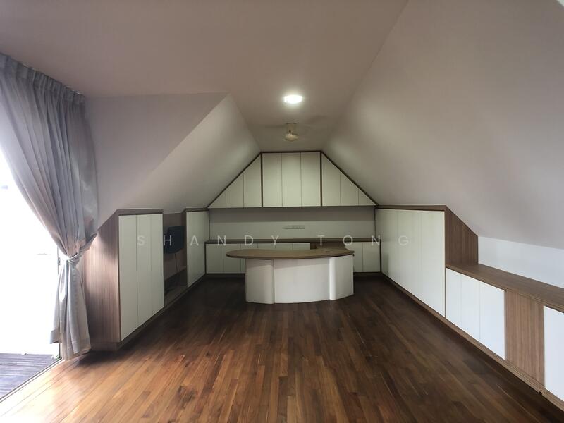 For Rent - Modern Semi D with Pool and Lift Near French Int'l School