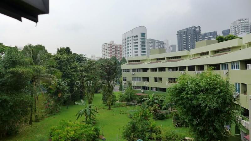 Pine Grove, 1M Pine Grove, Clementi Park / Upper Bukit Timah, 4 Bedrooms, 1,930 sqft, Condominium For Rent, by Poon Wing Kee, 21267987 - Greenery View - PropertyGuru.com.sg