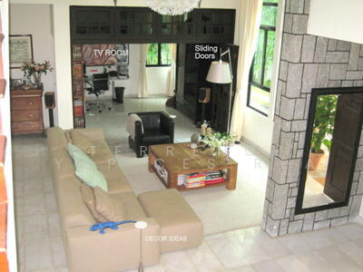 For Rent - JELITA near HOLLAND V, POOL, GRANNY Rm. OLD WORLD CHARM