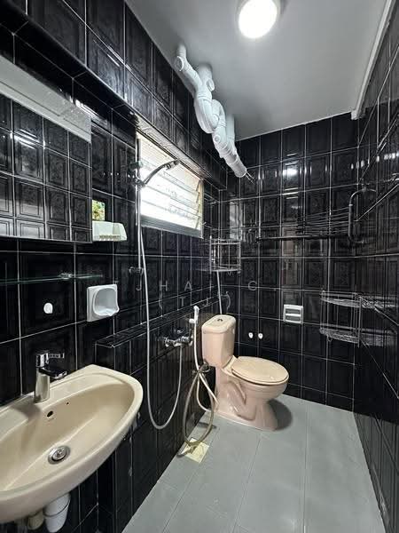 388 Tampines Street 32, 388 Tampines Street 32, Pasir Ris / Tampines, 4 Bedrooms, 1,367 sqft, HDB Flat For Rent, by TJHAI C. (TJ), 21277683 - PropertyGuru.com.sg