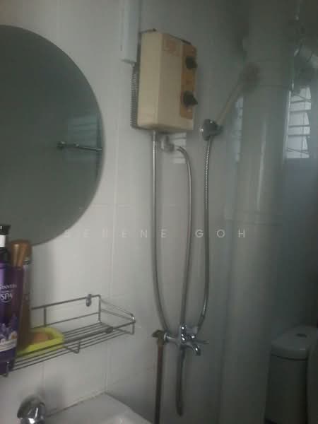 For Rent - 271 Tampines Street 21