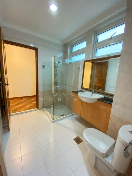 Woodlands, Oakwood Grove, 4 Bedrooms, 3,519 sqft, Terraced House For Sale, by Ong Choon-Hwa (John), 21281555 - PropertyGuru.com.sg