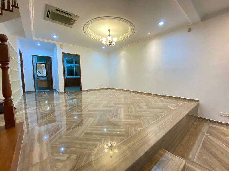 Woodlands, Oakwood Grove, 4 Bedrooms, 3,519 sqft, Terraced House For Sale, by Ong Choon-Hwa (John), 21281555 - Dining area - PropertyGuru.com.sg