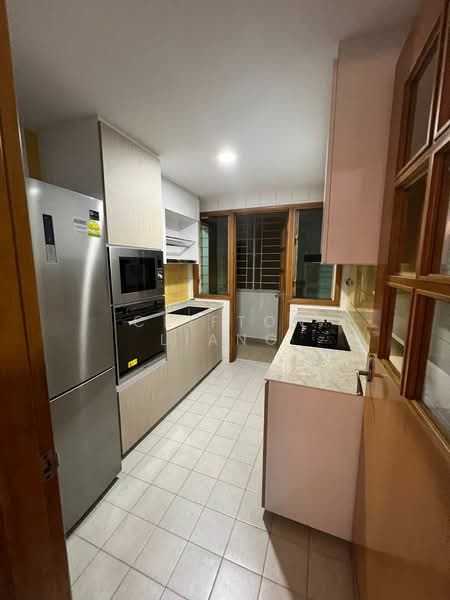 Queens, 10 Stirling Road, 3 Bedrooms, 1,195 sqft, Condominium For Rent, by Clifton Liang, 21282256 - PropertyGuru.com.sg