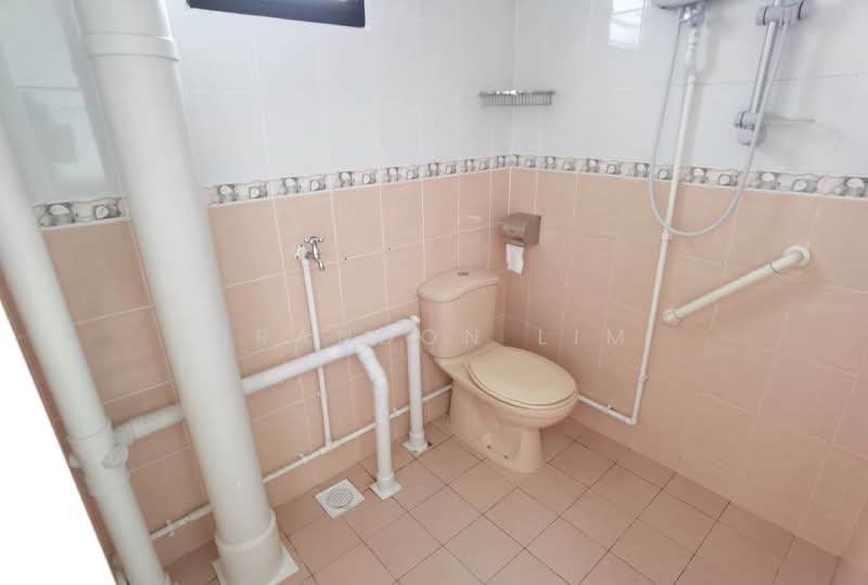 813 Tampines Street 81, 813 Tampines Street 81, 2 Bedrooms, 786 sqft, HDB Flat For Rent, by Brandon Lim, 21286134 - PropertyGuru.com.sg