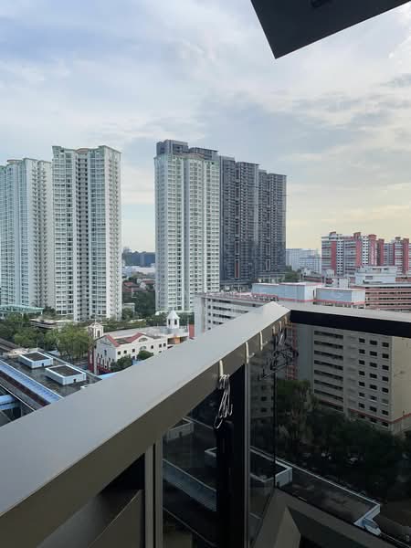 Commonwealth Towers, 230 Commonwealth Avenue, 1 Bedroom, 441 sqft, Condominium For Rent, by Kellyanne Ng, 21290540 - PropertyGuru.com.sg