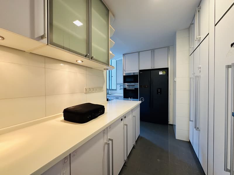 Cairnhill Crest, 2 Cairnhill Circle, 4 Bedrooms, 1,733 sqft, Condominium For Rent, by FiFi Ng, 21291765 - PropertyGuru.com.sg