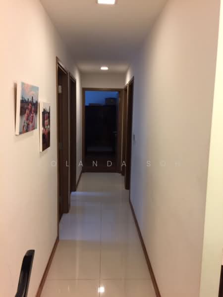 Double Bay Residences, 21C Simei Street 4, 3 Bedrooms, 1,367 sqft, Condominium For Rent, by Yolanda Soh, 21292548 - Hall Way - PropertyGuru.com.sg