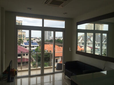 For Rent - Palmera East