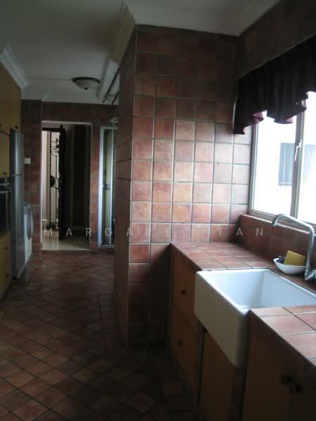 For Rent - 201 Jurong East Street 21