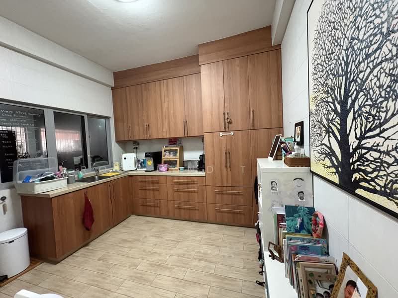Cosy, charming corner terrace in Serangoon Bishan Lor Chuan MRT, Tai Hwan Walk, 4 Bedrooms, 2,734 sqft, Corner Terrace For Rent, by Rosalind Teow, 21307258 - PropertyGuru.com.sg