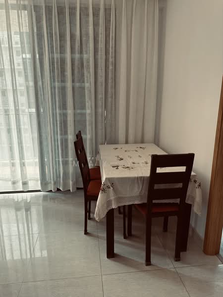La Fiesta, Sengkang Square, 2 Bedrooms, 753 sqft, Condominium For Rent, by May Ye, 21307673 - PropertyGuru.com.sg
