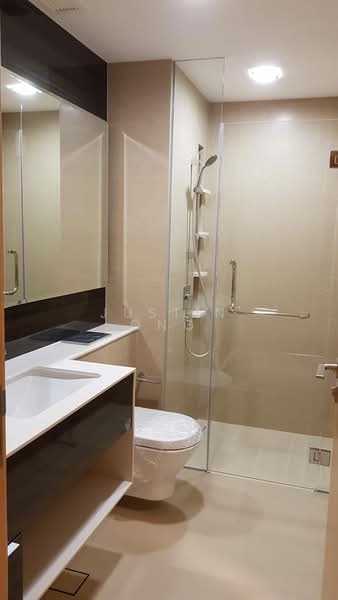 Commonwealth Towers, 230 Commonwealth Avenue, 2 Bedrooms, 700 sqft, Condominium For Rent, by Justin Ong, 21308305 - PropertyGuru.com.sg