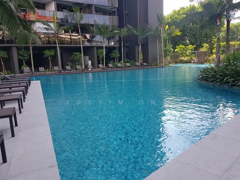 Commonwealth Towers, 230 Commonwealth Avenue, 2 Bedrooms, 700 sqft, Condominium For Rent, by Justin Ong, 21308305 - Swimming Pool - PropertyGuru.com.sg