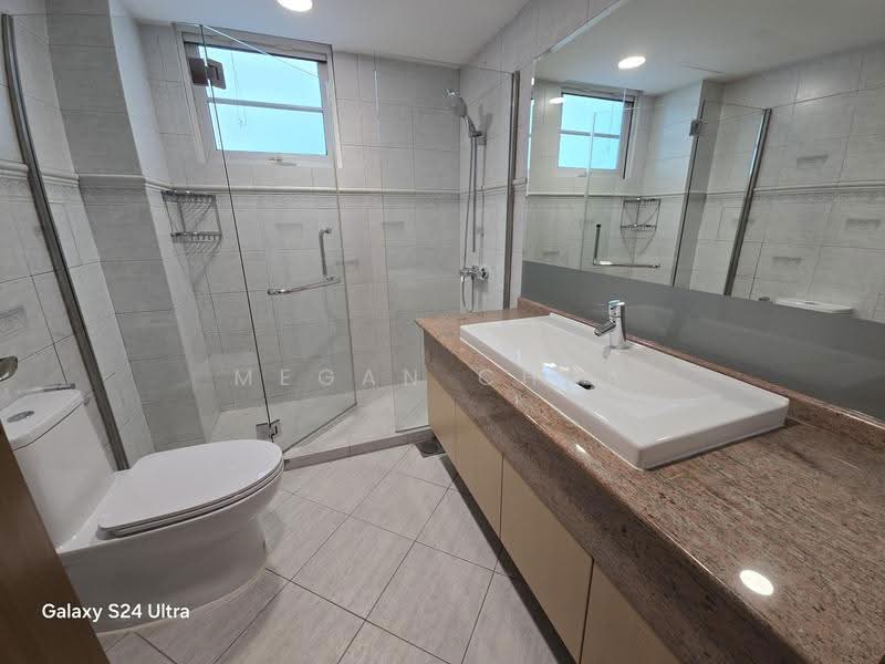 Kheam Hock Bungalow, Kheam Hock Road, Tanglin / Holland / Bukit Timah, 5 Bedrooms, 8,000 sqft, Detached House For Rent, by Megan Chua, 21311231 - Bathroom - PropertyGuru.com.sg