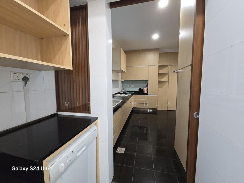 Kheam Hock Bungalow, Kheam Hock Road, Tanglin / Holland / Bukit Timah, 5 Bedrooms, 8,000 sqft, Detached House For Rent, by Megan Chua, 21311231 - Kitchen - PropertyGuru.com.sg