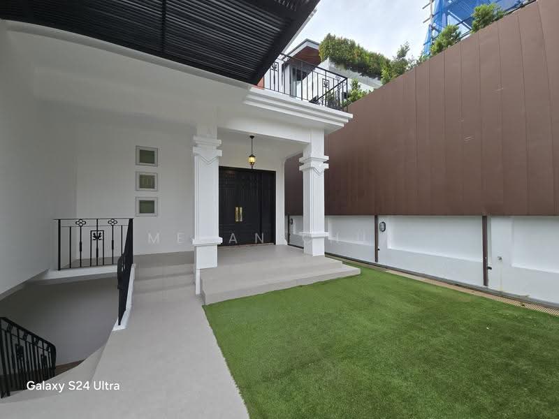 Kheam Hock Bungalow, Kheam Hock Road, Tanglin / Holland / Bukit Timah, 5 Bedrooms, 8,000 sqft, Detached House For Rent, by Megan Chua, 21311231 - Exterior - PropertyGuru.com.sg
