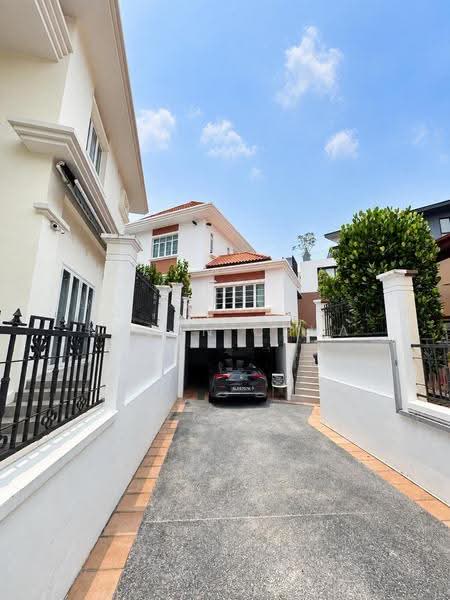 Kheam Hock Bungalow, Kheam Hock Road, Tanglin / Holland / Bukit Timah, 5 Bedrooms, 8,000 sqft, Detached House For Rent, by Megan Chua, 21311231 - Exterior - PropertyGuru.com.sg