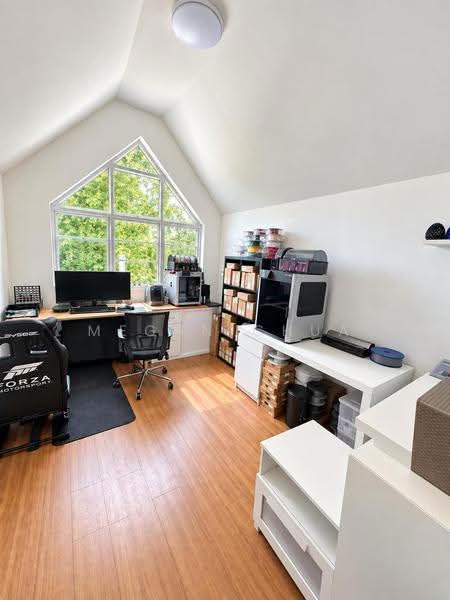 Kheam Hock Bungalow, Kheam Hock Road, Tanglin / Holland / Bukit Timah, 5 Bedrooms, 8,000 sqft, Detached House For Rent, by Megan Chua, 21311231 - Study - PropertyGuru.com.sg