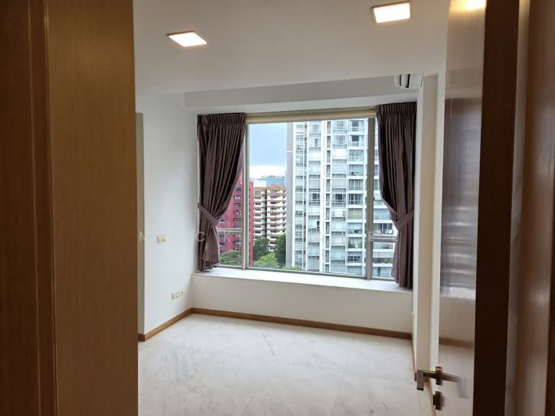 Vida, 5 Peck Hay Road, 2 Bedrooms, 840 sqft, Apartment For Rent, by Mackie Chee, 21314296 - Master Bedroom - PropertyGuru.com.sg