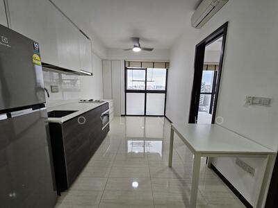 For Rent - Sims Urban Oasis