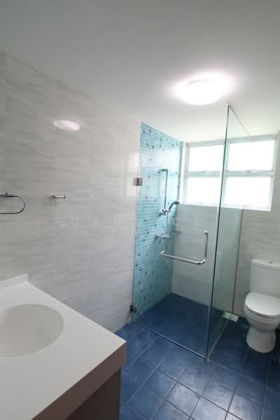Huge grass grounds for children. Semi D with 4 bedrooms @ Mount Sinai Road, Mount Sinai Road, 4 Bedrooms, 3,500 sqft, Semi-Detached House For Rent, by Candice Tan, 21317439 - Brand new common toilet  - PropertyGuru.com.sg