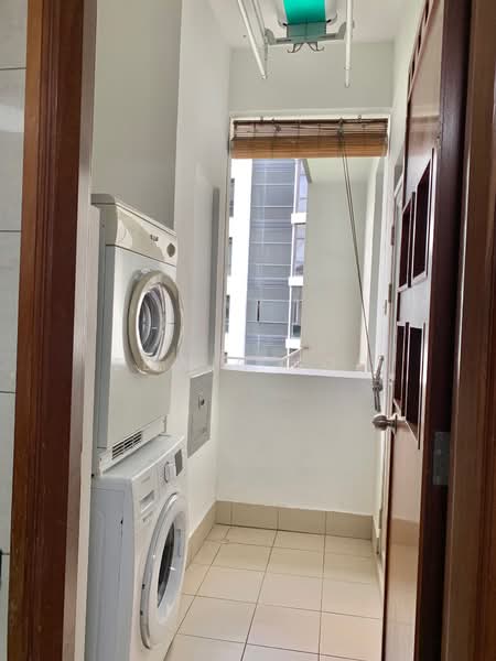 River Place, 60 Havelock Road, 3 Bedrooms, 1,302 sqft, Condominium For Rent, by Edwin Soh, 21318674 - YARD AREA - PropertyGuru.com.sg