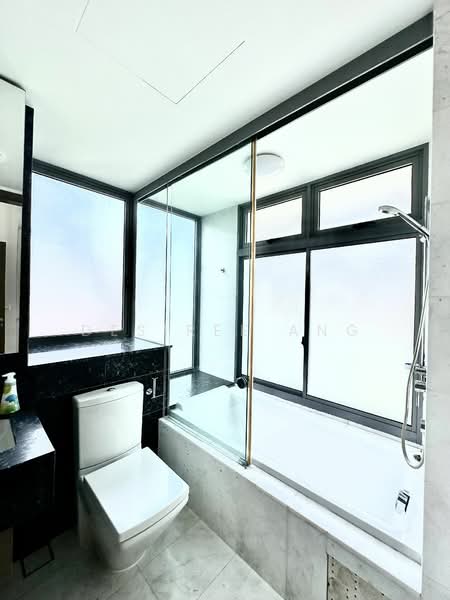 Starlight Suites, 11 River Valley Close, 2 Bedrooms, 775 sqft, Condominium For Rent, by Desiree Ang, 21320578 - PropertyGuru.com.sg