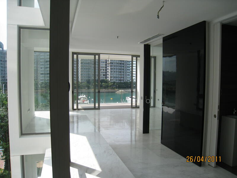 Dining / Living Hall