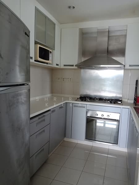 Blue Horizon, 29 West Coast Crescent, 2 Bedrooms, 958 sqft, Condominium For Rent, by Shrirang Kelkar, 21323693 - KITCHEN - PropertyGuru.com.sg