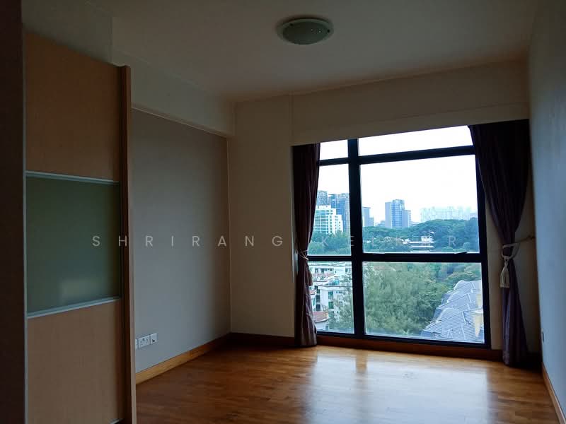 Blue Horizon, 29 West Coast Crescent, 2 Bedrooms, 958 sqft, Condominium For Rent, by Shrirang Kelkar, 21323693 - MASTER BRM WIDOW - PropertyGuru.com.sg