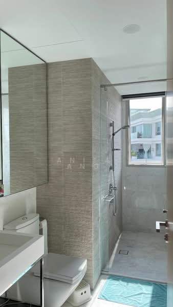 Floridian, 971 Bukit Timah Road, 4 Bedrooms, 2,239 sqft, Condominium For Rent, by Anita Ang, 21325721 - PropertyGuru.com.sg