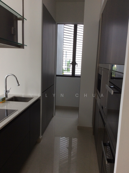 The Crest, 111 Prince Charles Crescent, 2 Bedrooms, 1,023 sqft, Condominium For Rent, by Evelyn Chua, 21326143 - PropertyGuru.com.sg