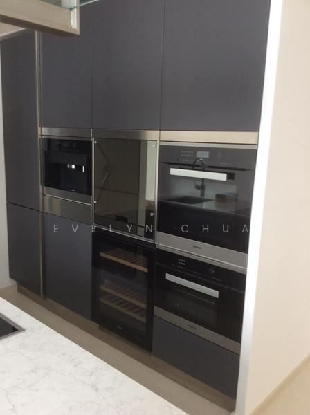 The Crest, 111 Prince Charles Crescent, 2 Bedrooms, 1,023 sqft, Condominium For Rent, by Evelyn Chua, 21326143 - PropertyGuru.com.sg