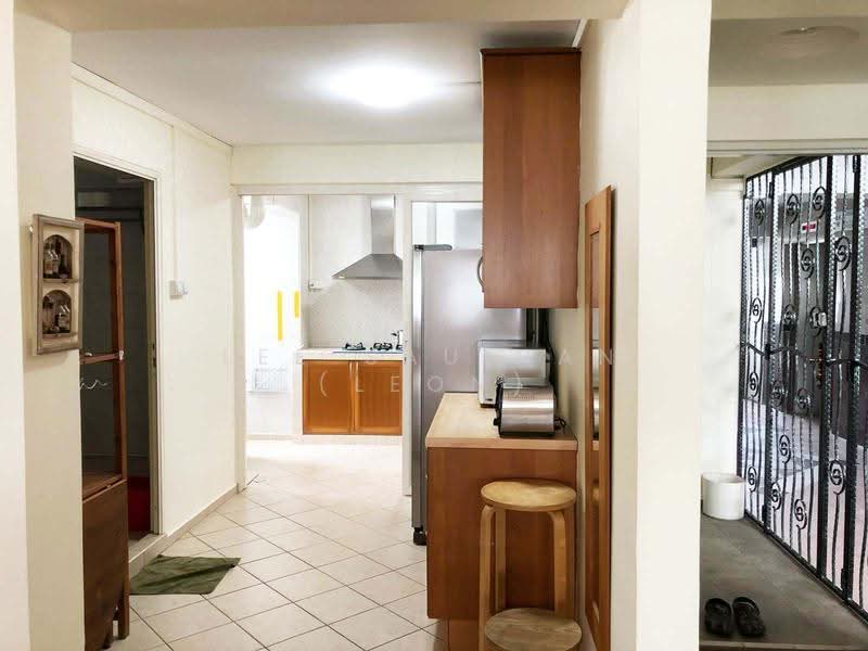 16 Hougang Avenue 3, 16 Hougang Avenue 3, 3 Bedrooms, 1,300 sqft, HDB Flat For Rent, by Lee Sau Han (Leon), 21326192 - Well-equipped Kitchen - PropertyGuru.com.sg
