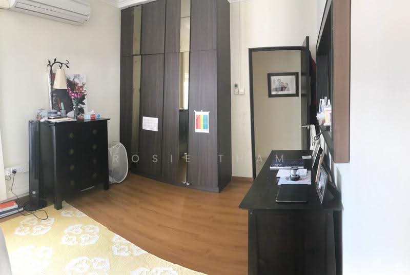 76 Guan Chuan Street, 76 Guan Chuan Street, Alexandra / Commonwealth, 3 Bedrooms, 1,225 sqft, Walk-up Apartment For Rent, by Rosie Tham, 21328302 - PropertyGuru.com.sg