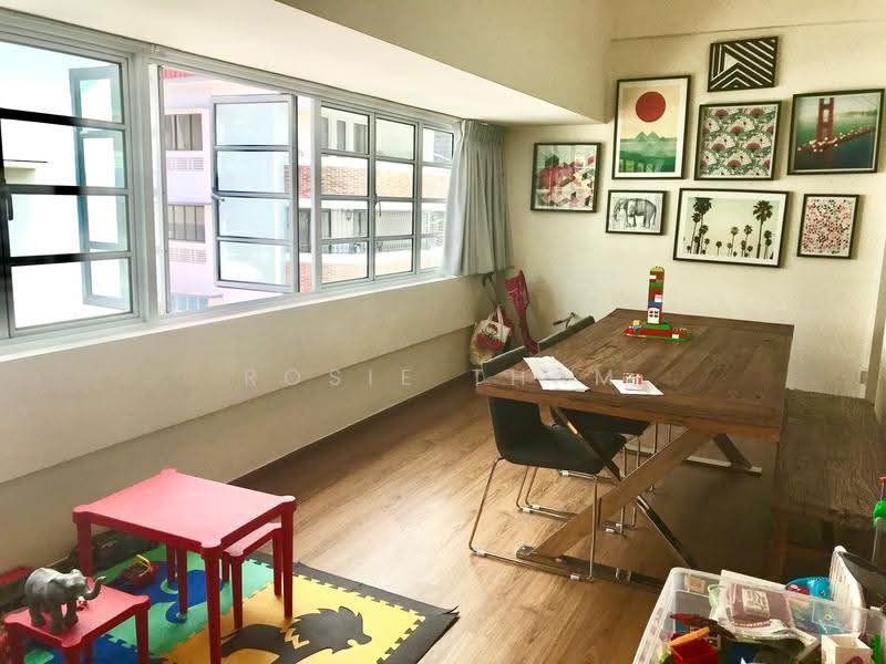 76 Guan Chuan Street, 76 Guan Chuan Street, Alexandra / Commonwealth, 3 Bedrooms, 1,225 sqft, Walk-up Apartment For Rent, by Rosie Tham, 21328302 - PropertyGuru.com.sg