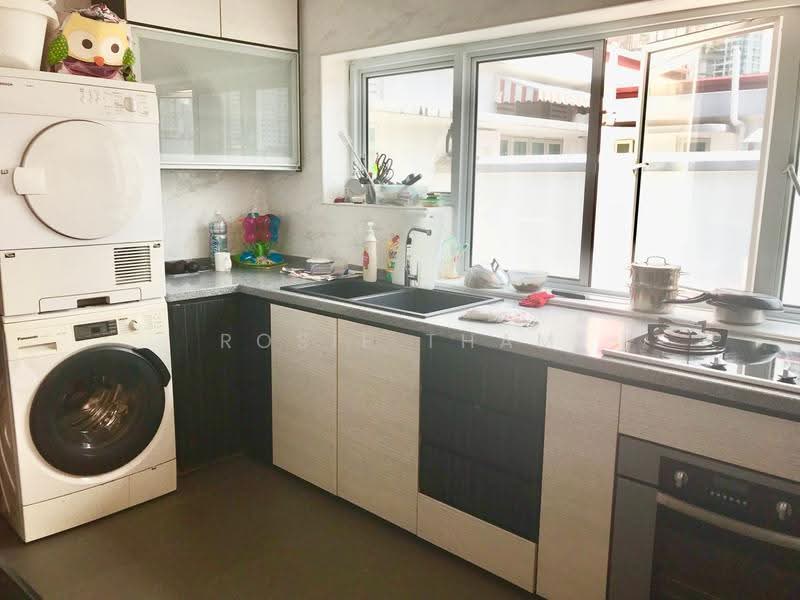 76 Guan Chuan Street, 76 Guan Chuan Street, Alexandra / Commonwealth, 3 Bedrooms, 1,225 sqft, Walk-up Apartment For Rent, by Rosie Tham, 21328302 - PropertyGuru.com.sg